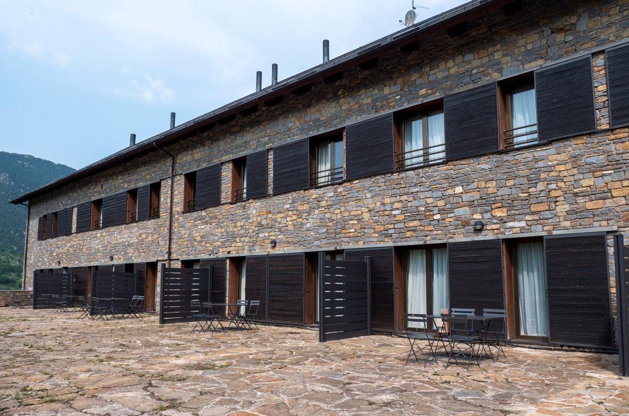 Aparthotel Siente Boi & Spa Pla de l'Ermita Extérieur photo