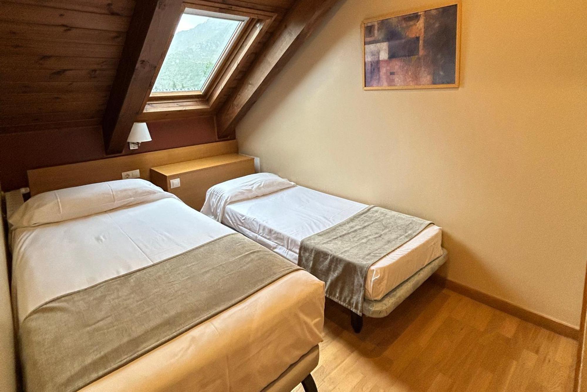 Aparthotel Siente Boi & Spa Pla de l'Ermita Extérieur photo