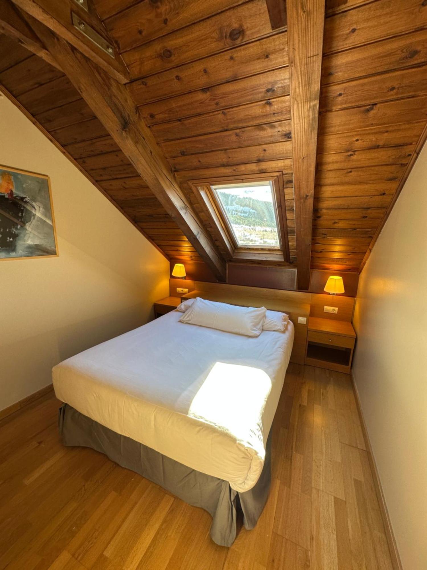 Aparthotel Siente Boi & Spa Pla de l'Ermita Extérieur photo