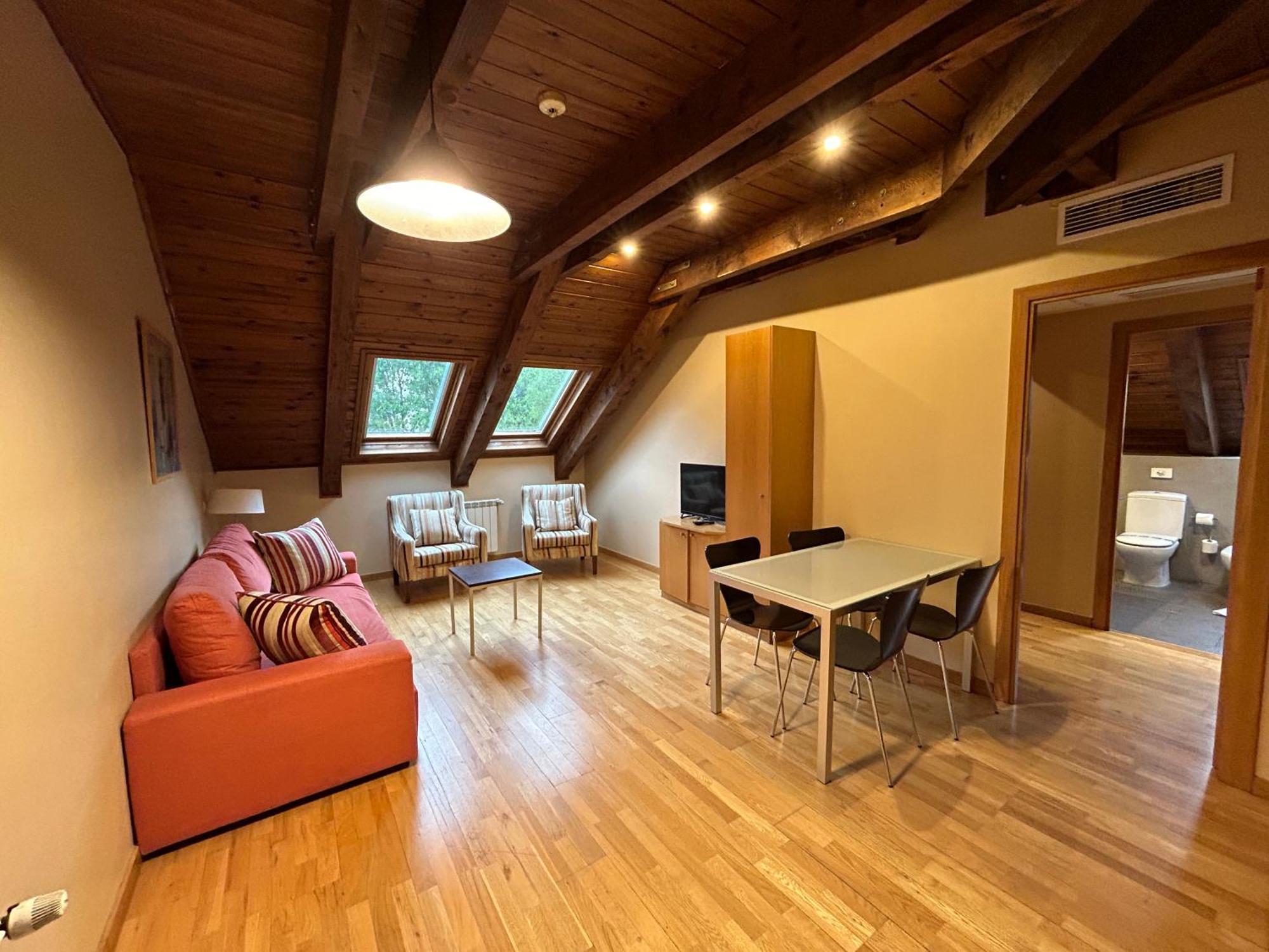Aparthotel Siente Boi & Spa Pla de l'Ermita Extérieur photo