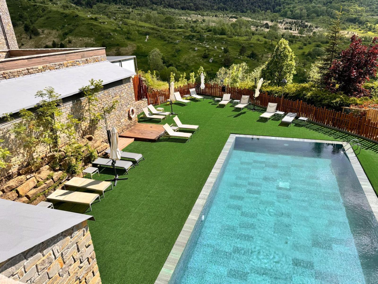 Aparthotel Siente Boi & Spa Pla de l'Ermita Extérieur photo